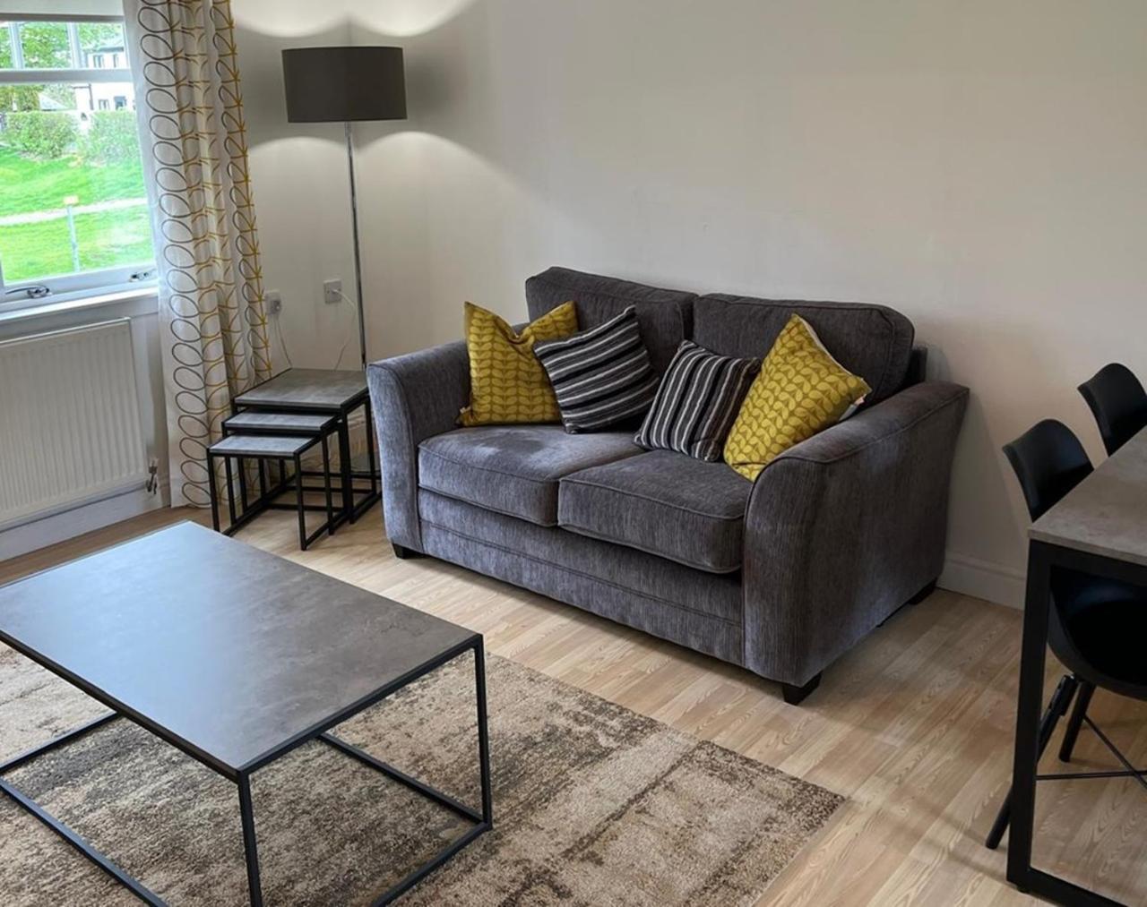 Apartmán Fifty Five On Gilmour Street Eaglesham Exteriér fotografie