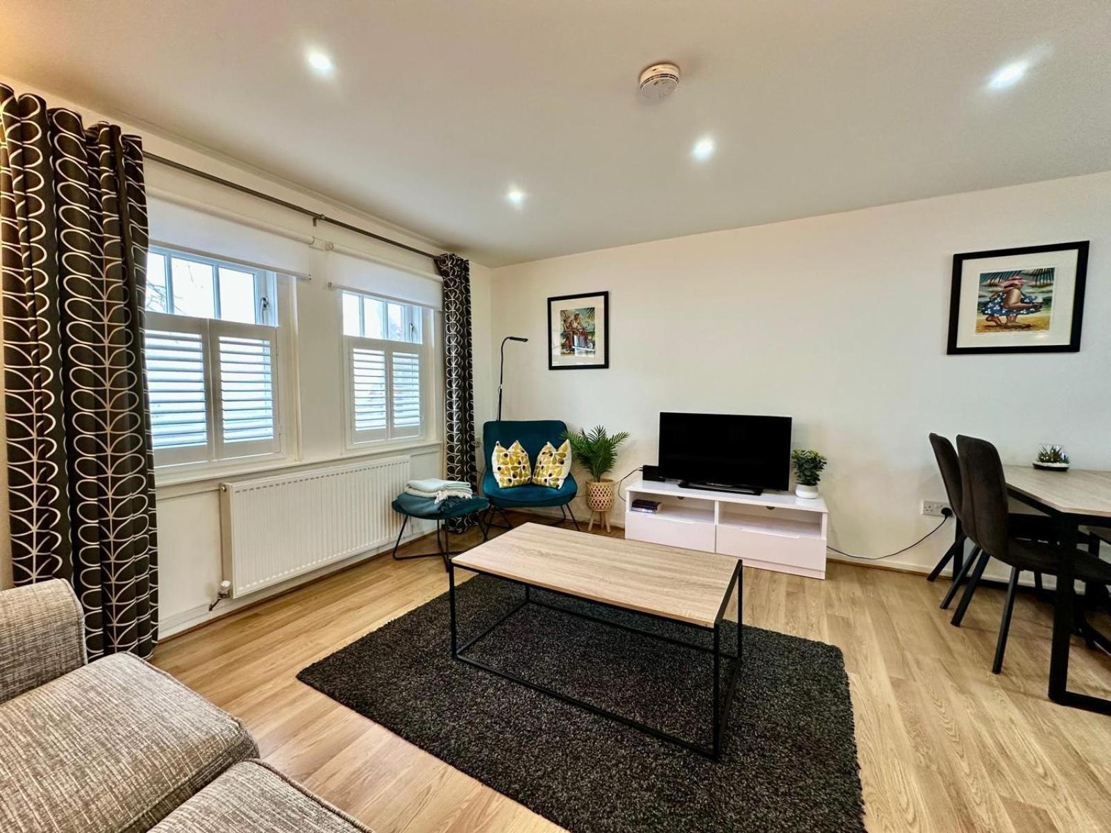 Apartmán Fifty Five On Gilmour Street Eaglesham Exteriér fotografie