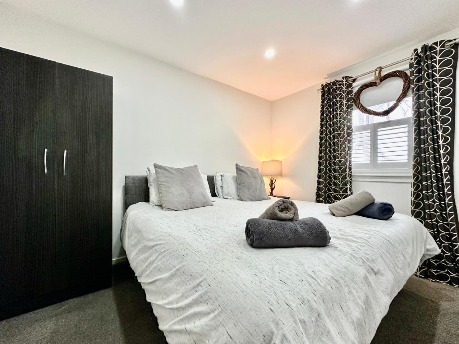 Apartmán Fifty Five On Gilmour Street Eaglesham Exteriér fotografie